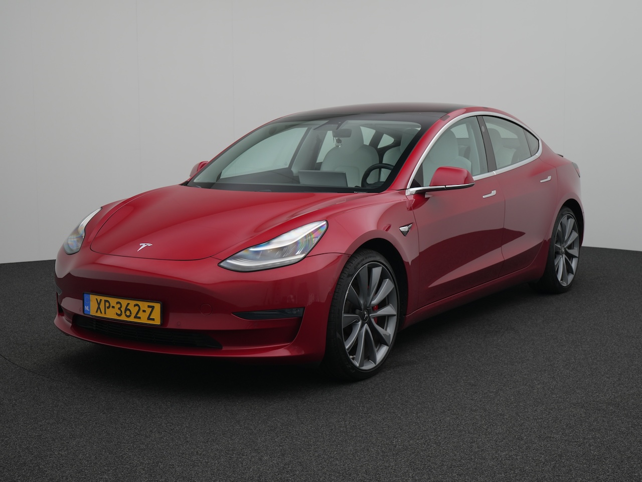 Tesla Model 3 afbeelding 1